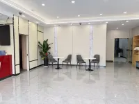 Lanwan Holiday Hotel (Banqiao Subway Station Wuyue Plaza)
