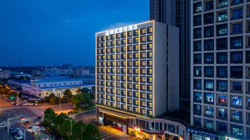 Yingyue International Hotel (Changsha Huanghua International Airport Longhua Subway Station) - parcheggio