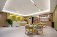 MILI Ligh Hotel - parking