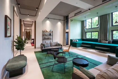 The Bridge House Отели рядом с достопримечательностью «Fudan University(Zhangjiang Campus)»