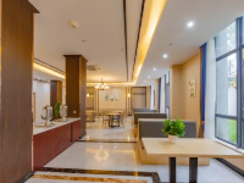 Jinhaoman International Hotel (Haining Zhejiang University International Campus) Hotels in Haining