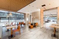 Nanjing Olympic Sports Expo Center UEASY Hotel