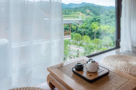 Yuehuan Yuegexuan (Libo Xiaoqikong East Gate Branch)