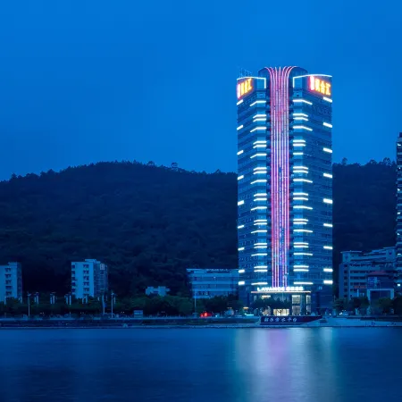 Lavande Hotel (Shaoguan Bishui Huacheng)