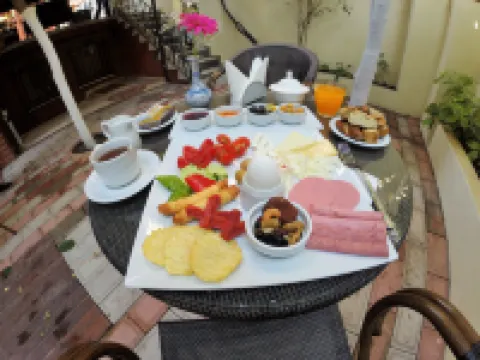 Ottoman's Pearl Hotel