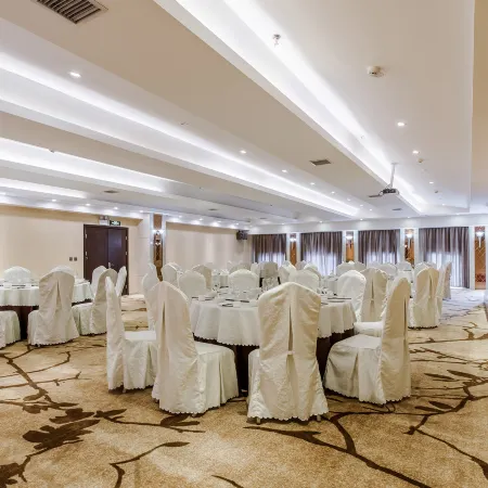 Hongshuiquan Hotel Erguna