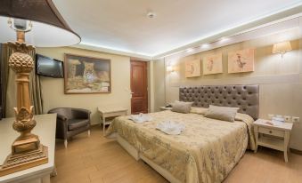 Theofilos Paradise Boutique Hotel