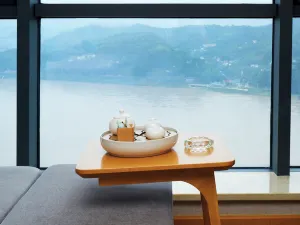 Enjoying Hotel (Yichang Wanda Sanxia Tourist Center Hotel)