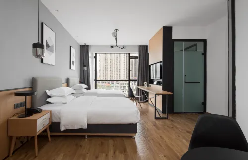 Huiyue Design Hotel (Renshou City Wetland Park store) - 2-Star