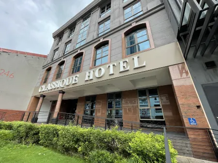 Classique Hotel