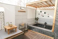 Gu'an Tangyi Xingguan Wenquan Homestay - شرفة