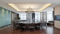 Veegle By Landison  Guojin Hotel