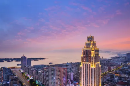 Vienna International Hotel (Shanwei Xinli Central Plaza )