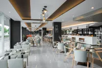 Innside by Melia Yogyakarta - breakfast