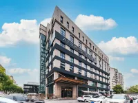 Shanghai Hongqiao Airport Korea Street Atour Hotel Hotel di Everbright Convention dan Exhibition Center