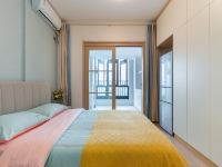 重庆栖宿公寓 - 欢乐谷精选影院式大床房