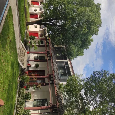 Wuyan Luse Xianju Homestay