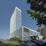 DongYue Internationai Hotel Hotel dekat Shandong Vocational College of Industry (South Campus)