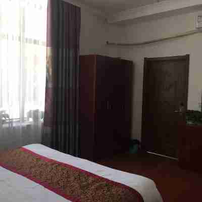 白山松江河長白山西坡換乘中心（新山門）對面度假別墅（6號店） Rooms