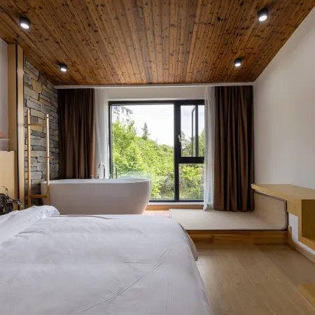 Lushan Qierbushe Hostel