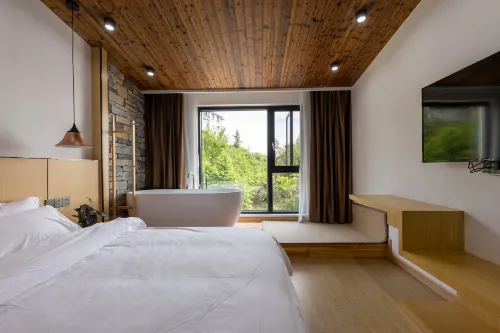 Lushan Qierbushe Hostel