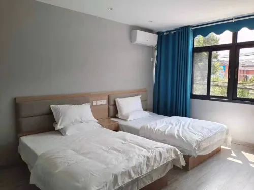 Yangzhong Yingbin Hotel