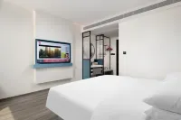 Ibis Hotel Deyang Wuzhou Plaza Hotels in Deyang