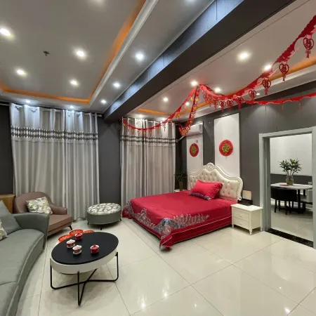 Lanxi Yijia Hotel
