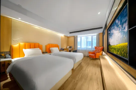 Harbin Central Street Huasu Yishe Boutique Hotel (Saint Sophia Church)