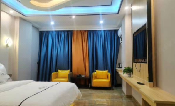 Shangjiayuan Light Luxury Apartment (Puning City Lihu Town Middle School)