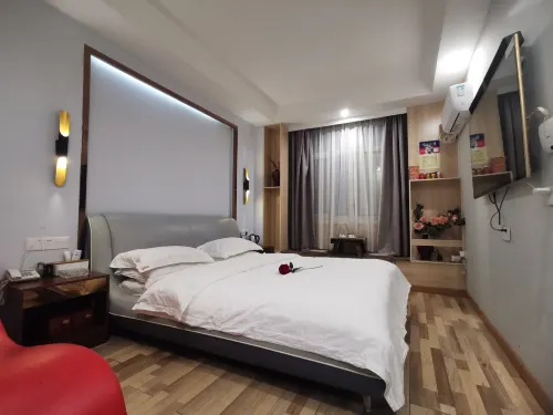 โรงแรมธีมหยูซิว เว่ยฮุย