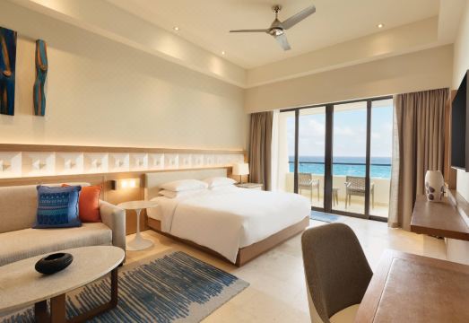 칸쿤 하얏트 지바 리조트의 아름다운 해변과 수영장