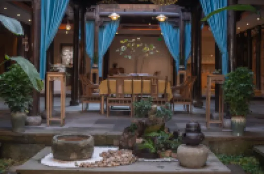 Lanxi Jiezi college fine bed and breakfast