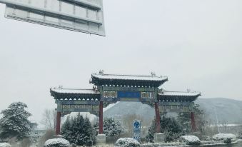 Beijing Zhongmingjun Farmhouse (Tanzhaosi Scenic Area Branch)