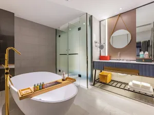Wuhan Rejoice by Argyle Hotel(Yellow Crane Tower &Tanhualin Store)