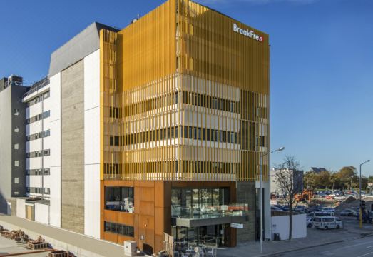 BreakFree 조식 장소