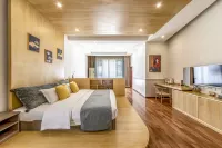 Floral Hotel·Chenxi Homestay (Jiezi Ancient Town Shop) Hotels in Chengdu