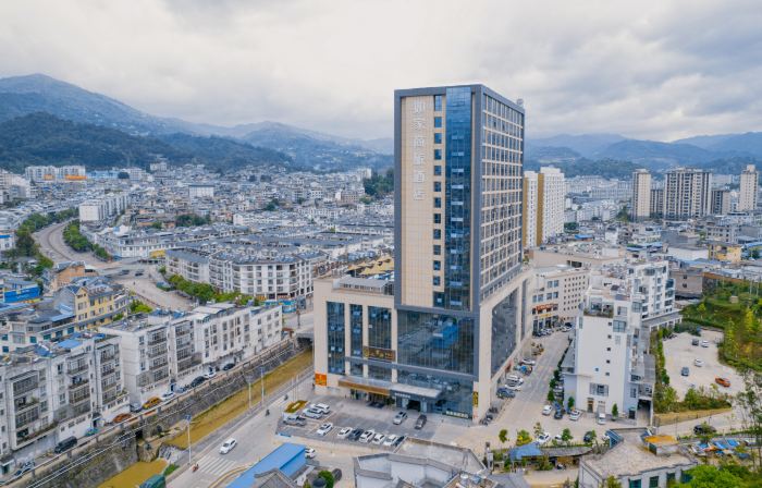 Homeinn Selected Hotel (Fengqing Plaza)
