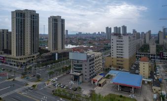 Molin Hotel (Changde Linyi Anfu Station Branch)