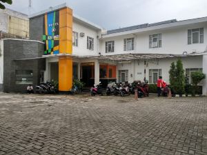 OYO 2554 Hotel Arimbi Lama Dewi Sartika