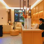 Lushanhong House B&B