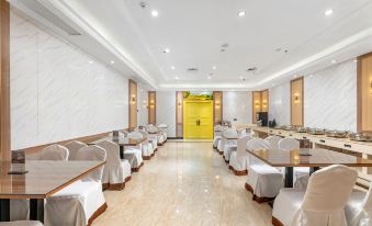 Vienna Hotel (Dongguan Changping South Railway Station Baihua Times Square)