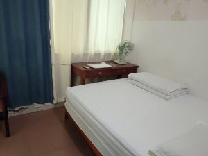 Huaxin Accommodation