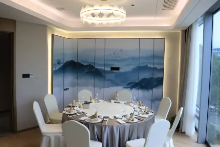 Suzhou Chengyue Hotel Отели рядом с достопримечательностью «Soochow University(Yangchenghu Campus)»