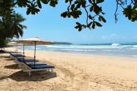 Smeralda Beach Hotel Dikwella - de playa