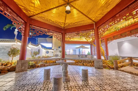 Guiyuan Homestay (Zhaoqing Qixingyan Xinghu Scenic Area Branch) Отели рядом с достопримечательностью «Qixingyan Archway Square»