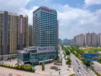 Kyriad Marvelous Hotel (Heyuan Wanda Plaza)