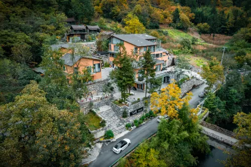 Chengpanshi Shanshe Dabashan Senyang VILLA Panoramic Holiday Homestay Hotels in Chengkou
