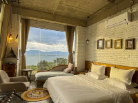 Fuxian Lake Wushe-East Coastlnn