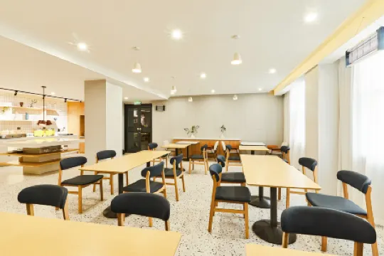 Homeinn Selected Hotel (Panjin Xianghai Avenue Liaoyou Yigao)